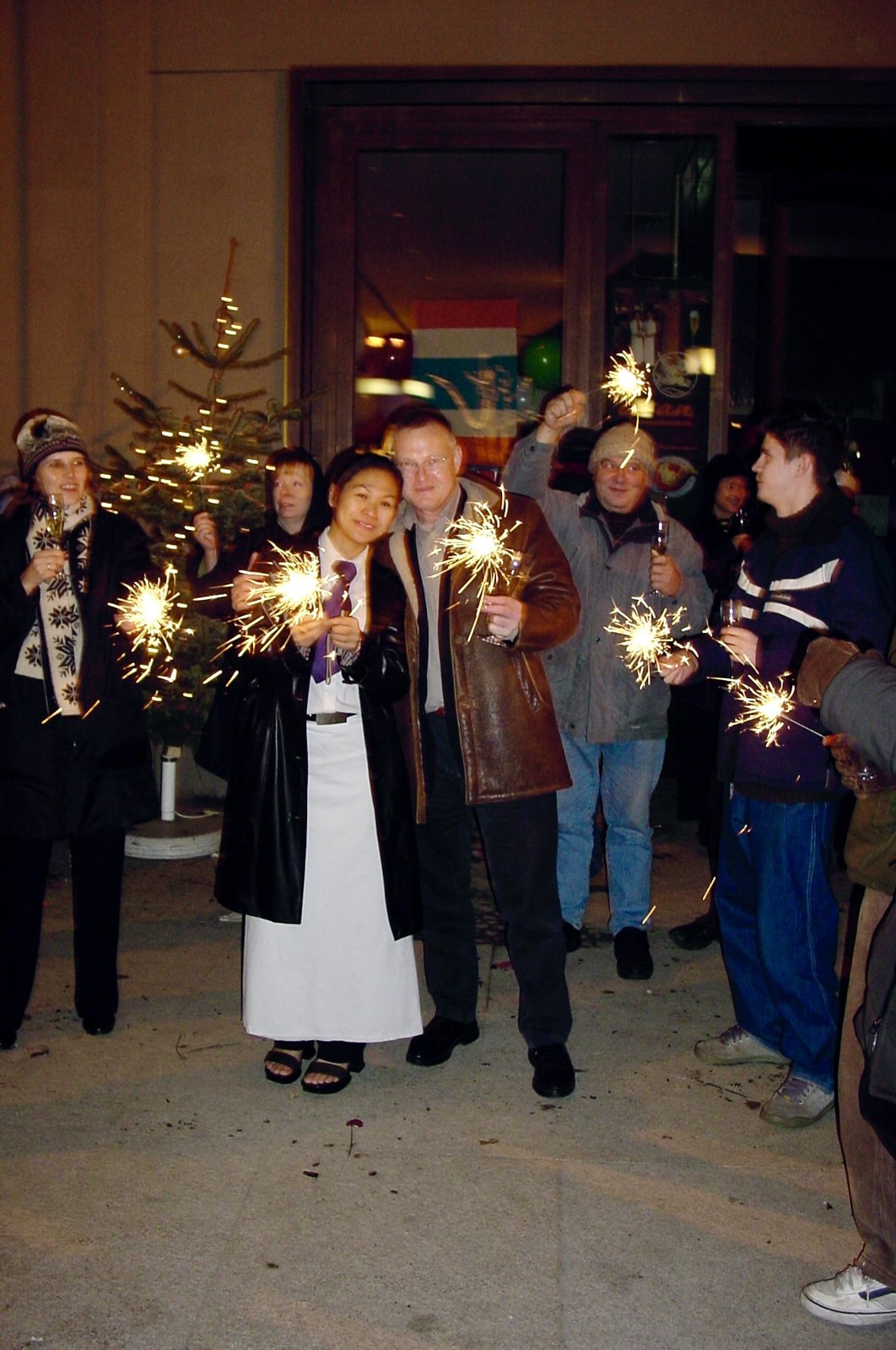 Silvester 2002 · Wunderkerzen am Eingang