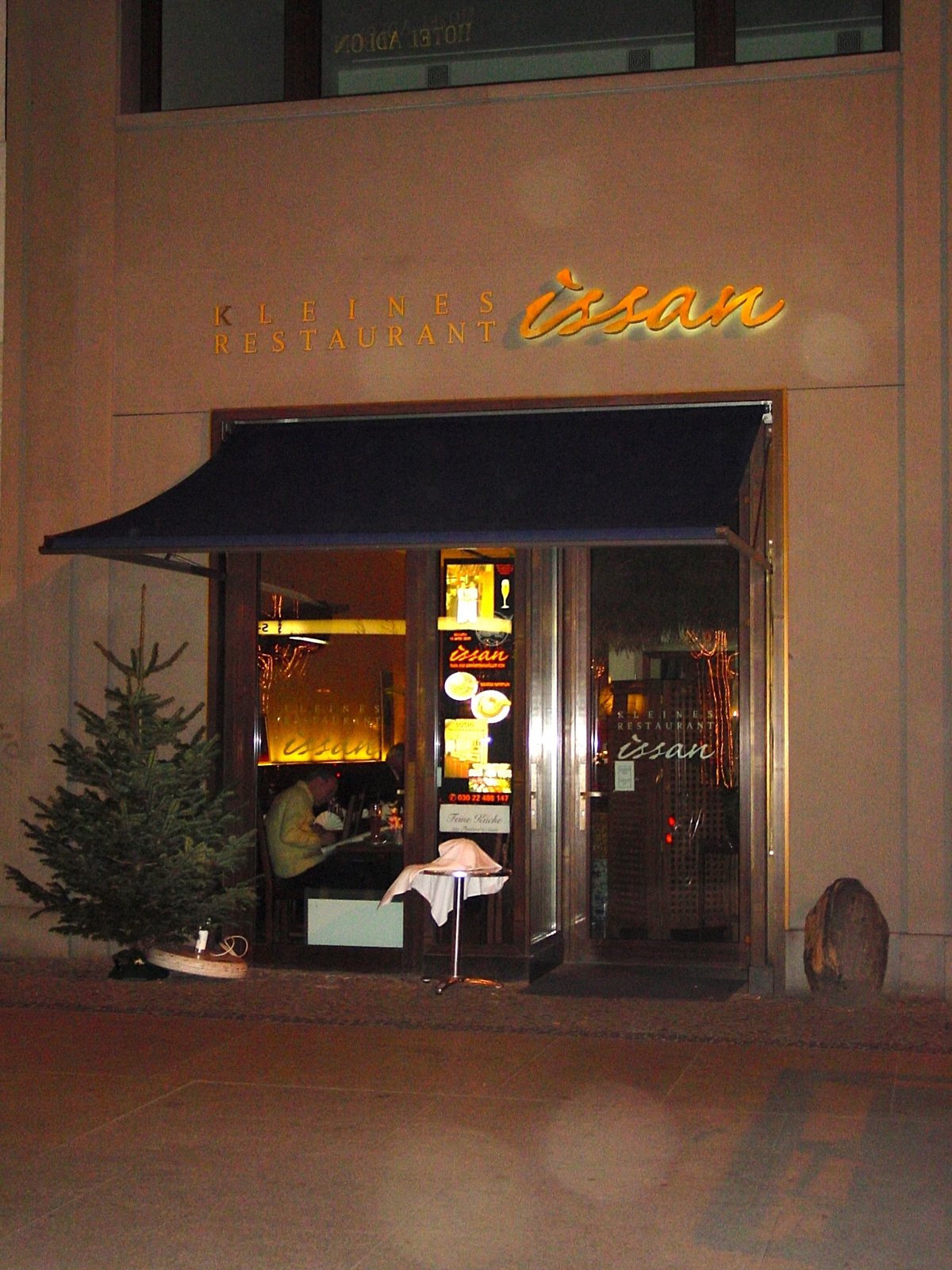 ISSAN · Brandenburger Tor